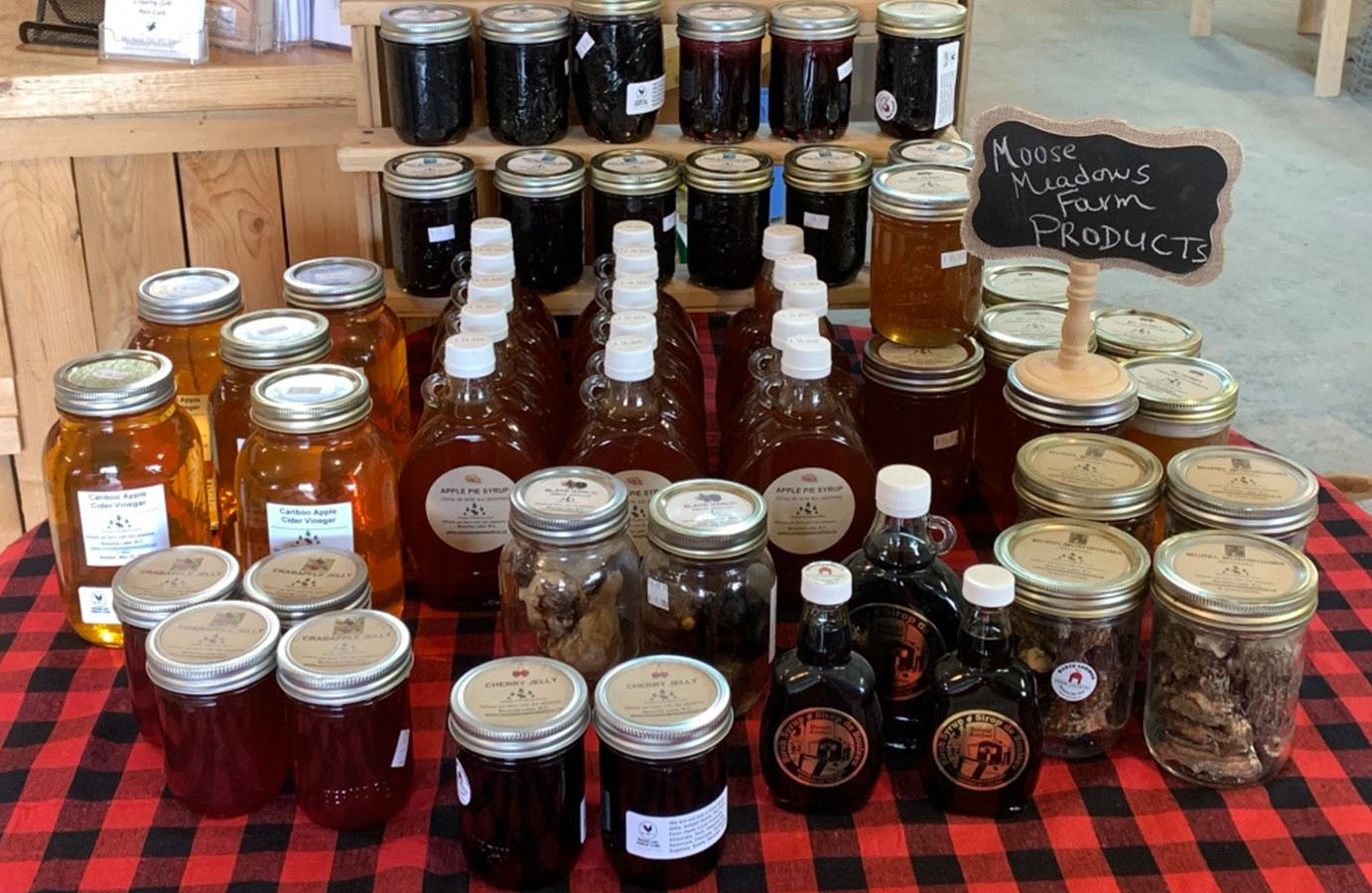 Bouchie Lake Country Store, jam stand